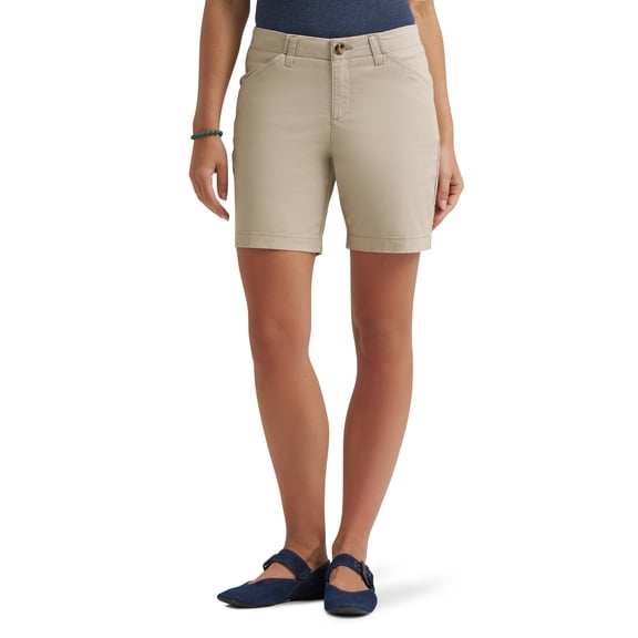Lee® Women's Legendary Chino 7" Walkshort