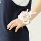 thumbnail image 2 of Floresde Muñeca fe Novia Ramillete de Perla Macarena Flor de la muñeca, 2 of 8