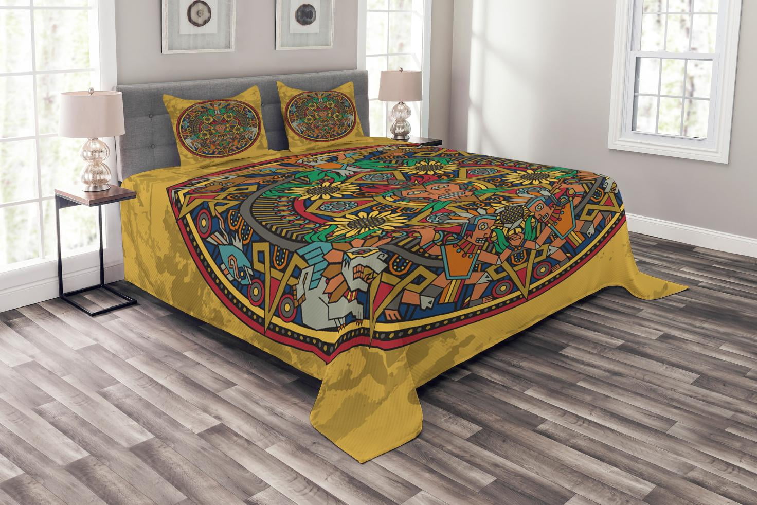 Aztec Bedspread Set King Size, Ancient Folklore Elements with Animals