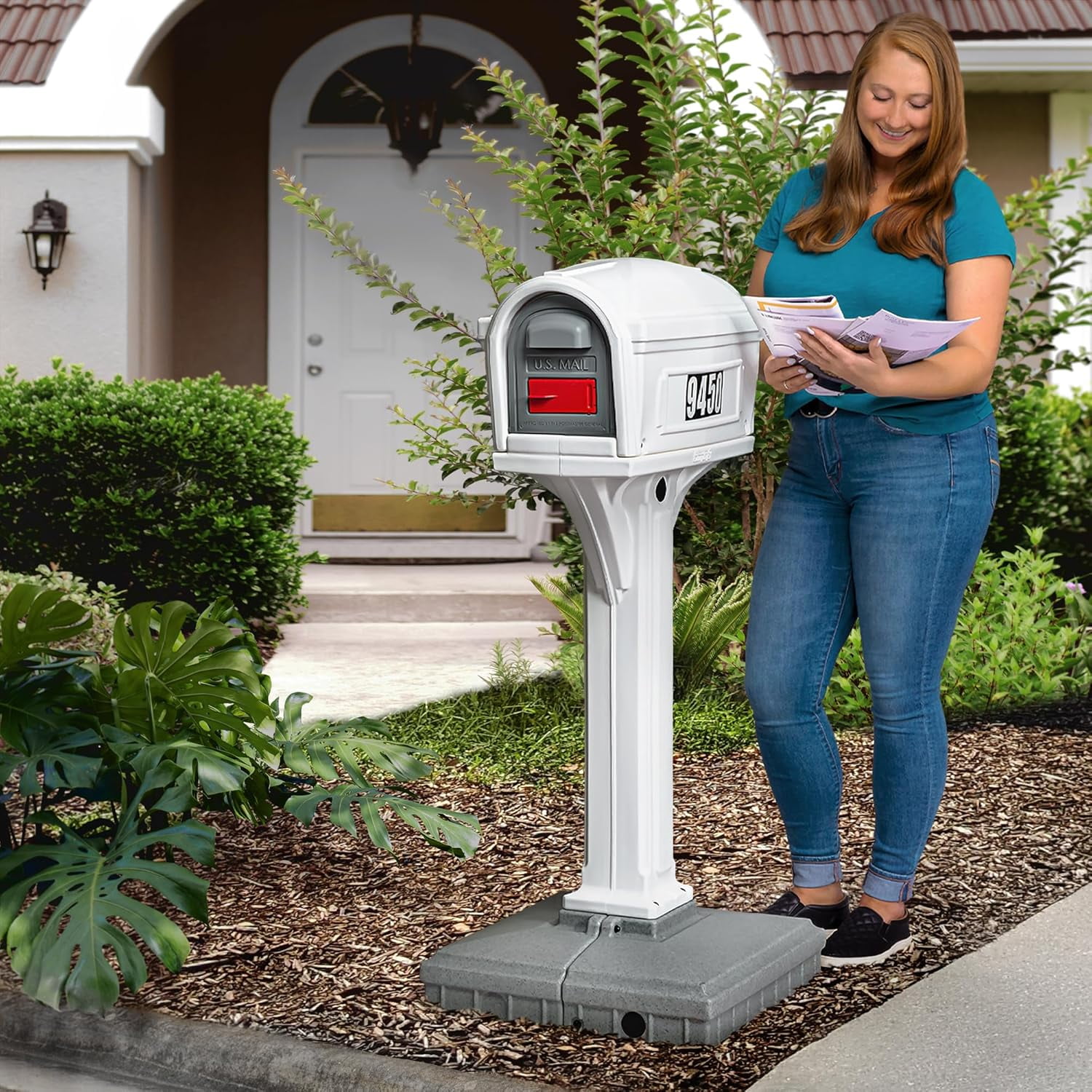 Simplay3 Dig-Free Easy Up Classic Mailbox and Post Combination in White
