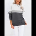 thumbnail image 3 of Sudadera Informal de Larga con Bloques de Color para Mujer, Cuello Redondo, Corte Holgado y Bolsillos. Negro M, 3 of 6