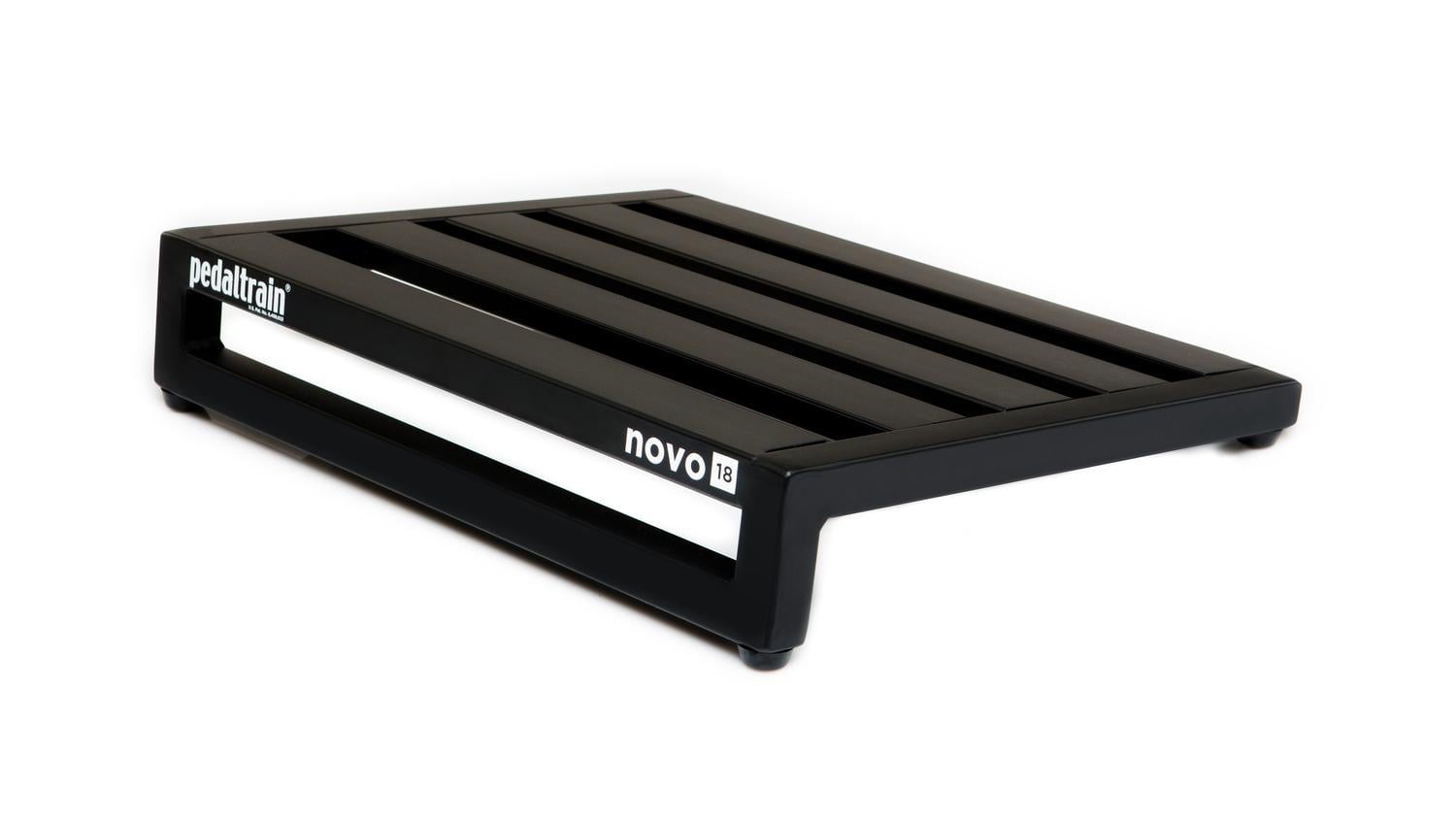 Pedaltrain Novo 18 Pedal Board with Deluxe MX Soft Case