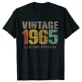 thumbnail image 1 of Camiseta divertida del 59.º aniversario, leyendas vintage nacidas en 1965, camisetas de 59 años, estilo veraniego, algodón gráfico, idea de regalo de cumpleaños para hombre, 1 of 7