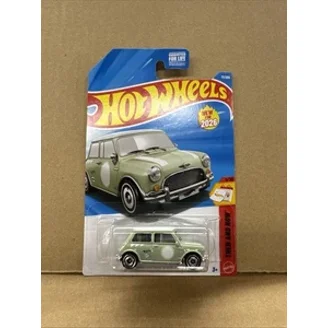 Hot Wheels Boulevard '55 Lincoln Futura Concept - Walmart.com