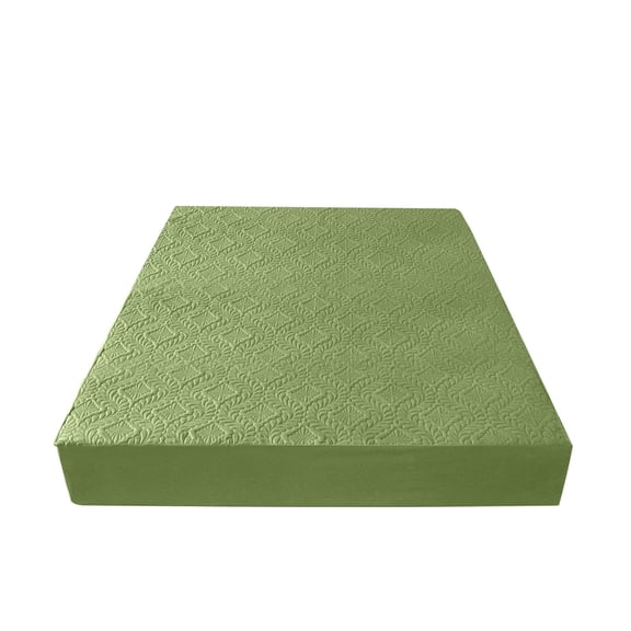 Green Protective Bed Cover For Mattress With Waterproof Layer And Breathable Design Suitable For Spring And Other Mattress Types