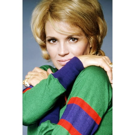 Angie Dickinson 11x17 Poster Pretty Maids All in a Row Portrait in Green Shirt