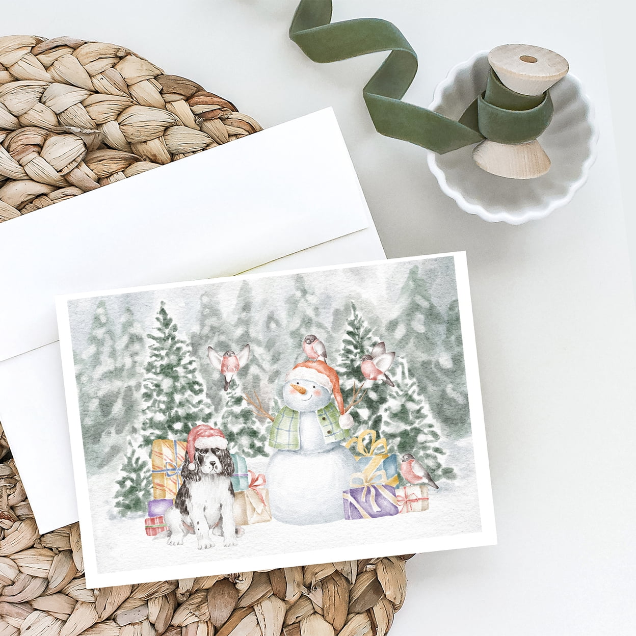English Springer Spaniel Black and White with Christmas Presents Greeting Cards and Envelopes Pack of 8 7 in x 5 in