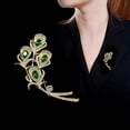 thumbnail image 4 of Broche en Plumes Mode Broche Incrustée Complète Foulard Anti-Lumière pour Femmes Boucle, 4 of 9