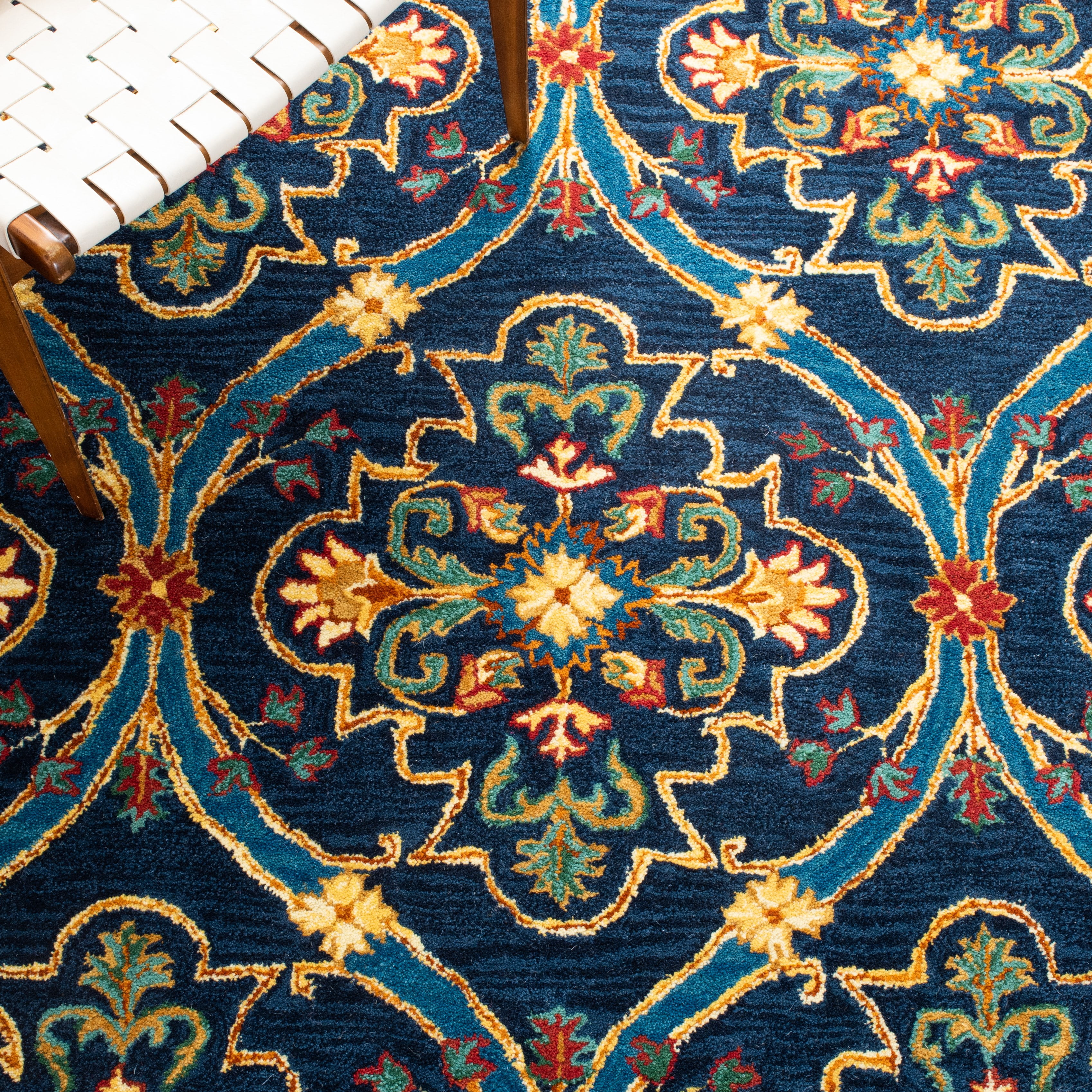 SAFAVIEH Heritage Tana Floral Area Rug, Navy/Yellow, 5' x 8'