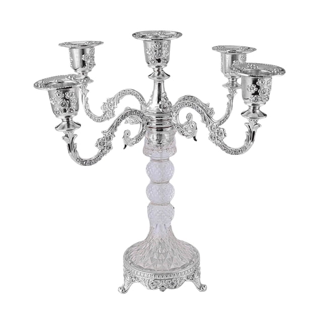 Candelabro de 5 brazos con forma cónica, elegante adorno de metal y vidrio. Plata