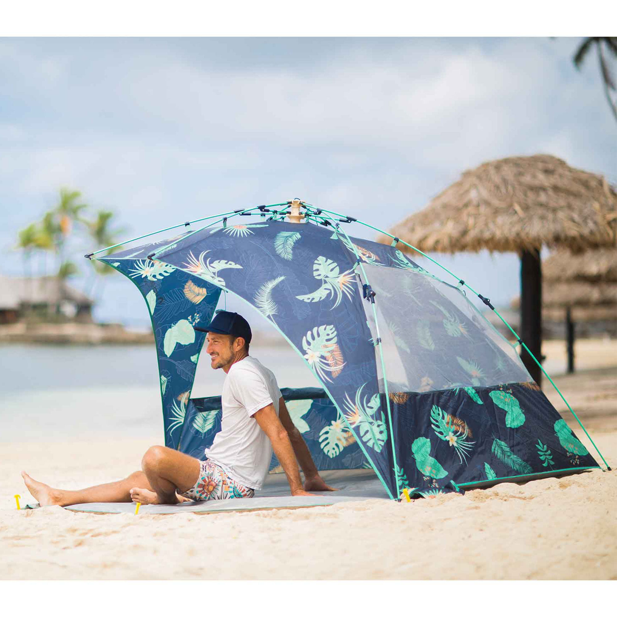 Outsunny 1-2 Man Pop-Up Beach Tent Sun Shade Shelter UV Protection Floor Windows 