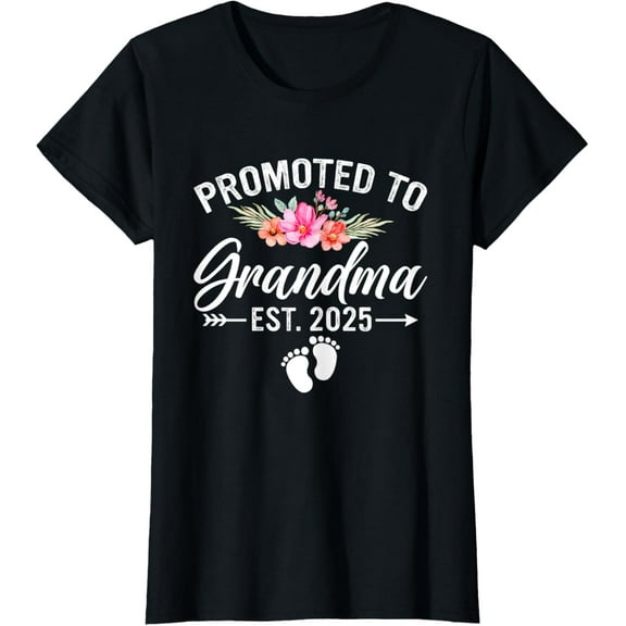 Promoted to Grandma 2025 Soon To Be Grandmother, New Grandma T-Shirt
