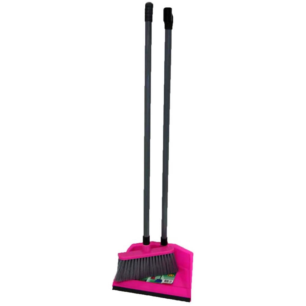 childs broom and dust pan