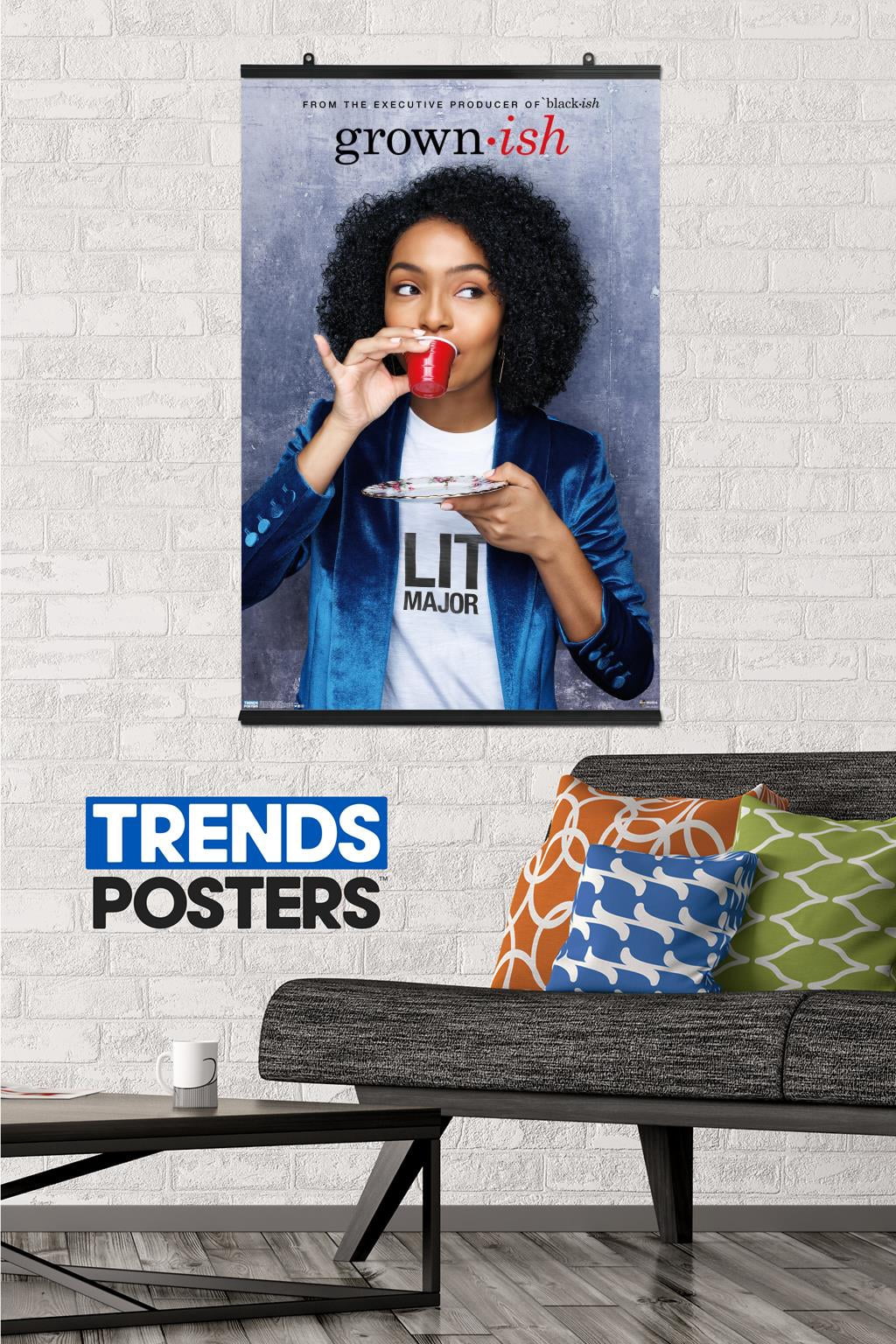 Grownish - One Sheet Premium Poster and Poster Clip Bundle Poster