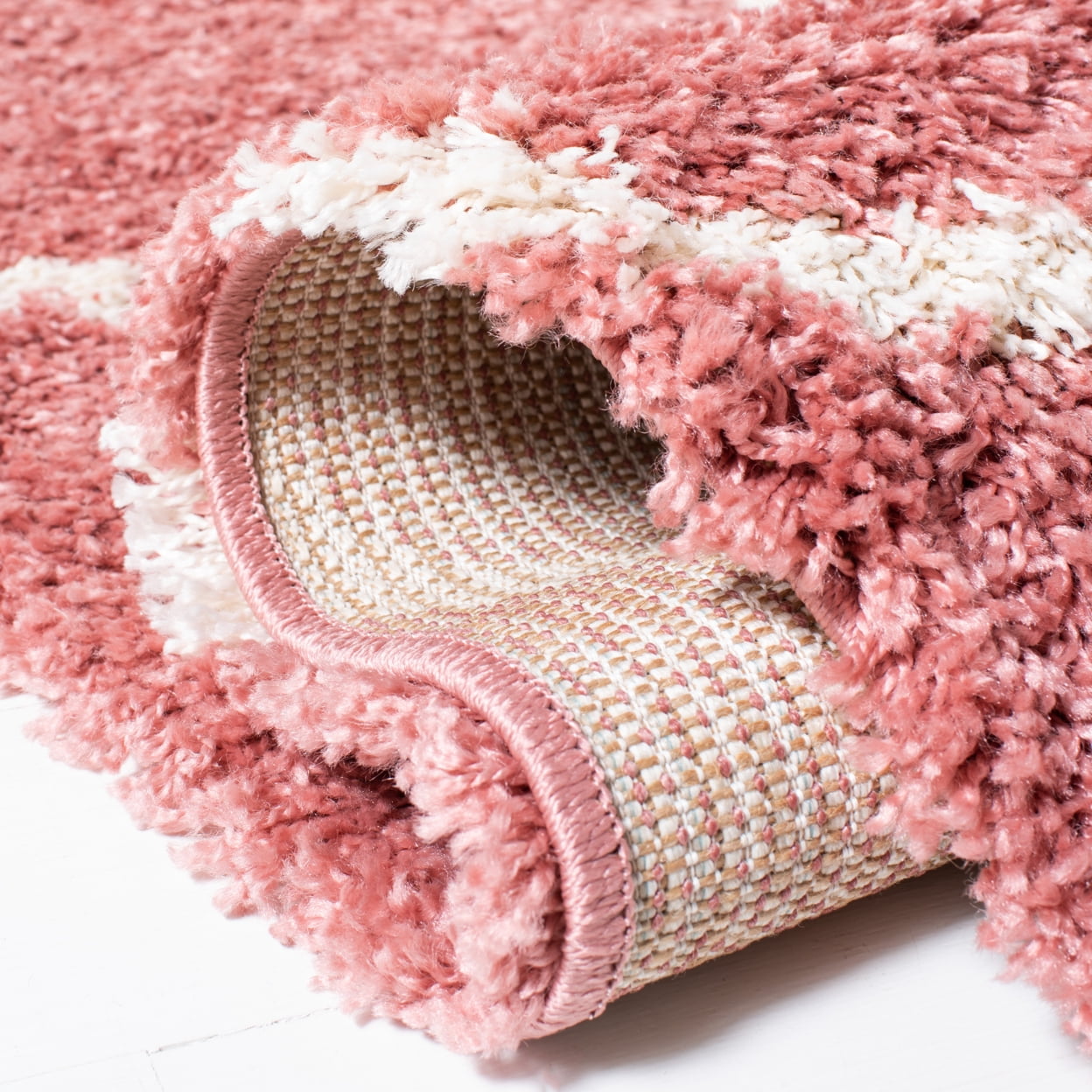 SAFAVIEH Venus Shag Waverly Trellis Area Rug, Pink/Ivory, 5'3" x 7'6"