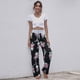 thumbnail image 1 of Pantalones casuales de mujer de Europa y Estados Unidos, pantalones holgados con cordones y estampados a la moda, 1 of 6