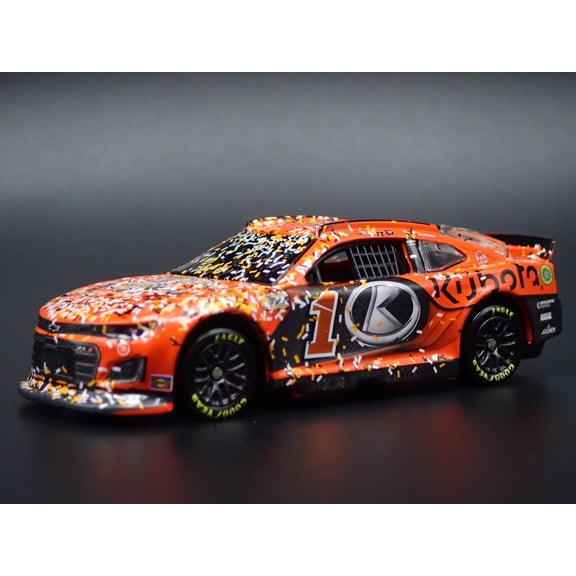 Open Box 2024 CHEVY CAMARO ZL1 #1 ROSS CHASTAIN KUBOTA WIN NASCAR 1:64 DIECAST MODEL CAR
