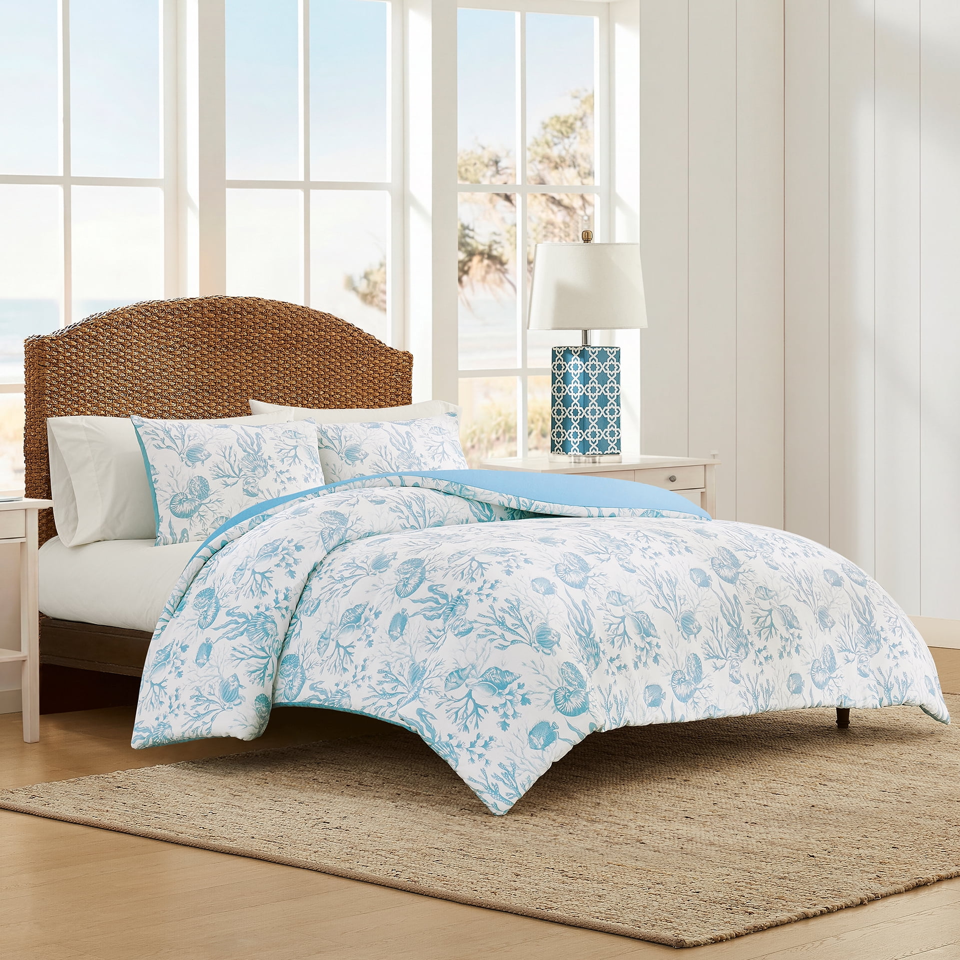 Coastal Living 3-Piece Lightweight 100% Cotton Blue & White Ocean Print Comforter Set, Full/Queen