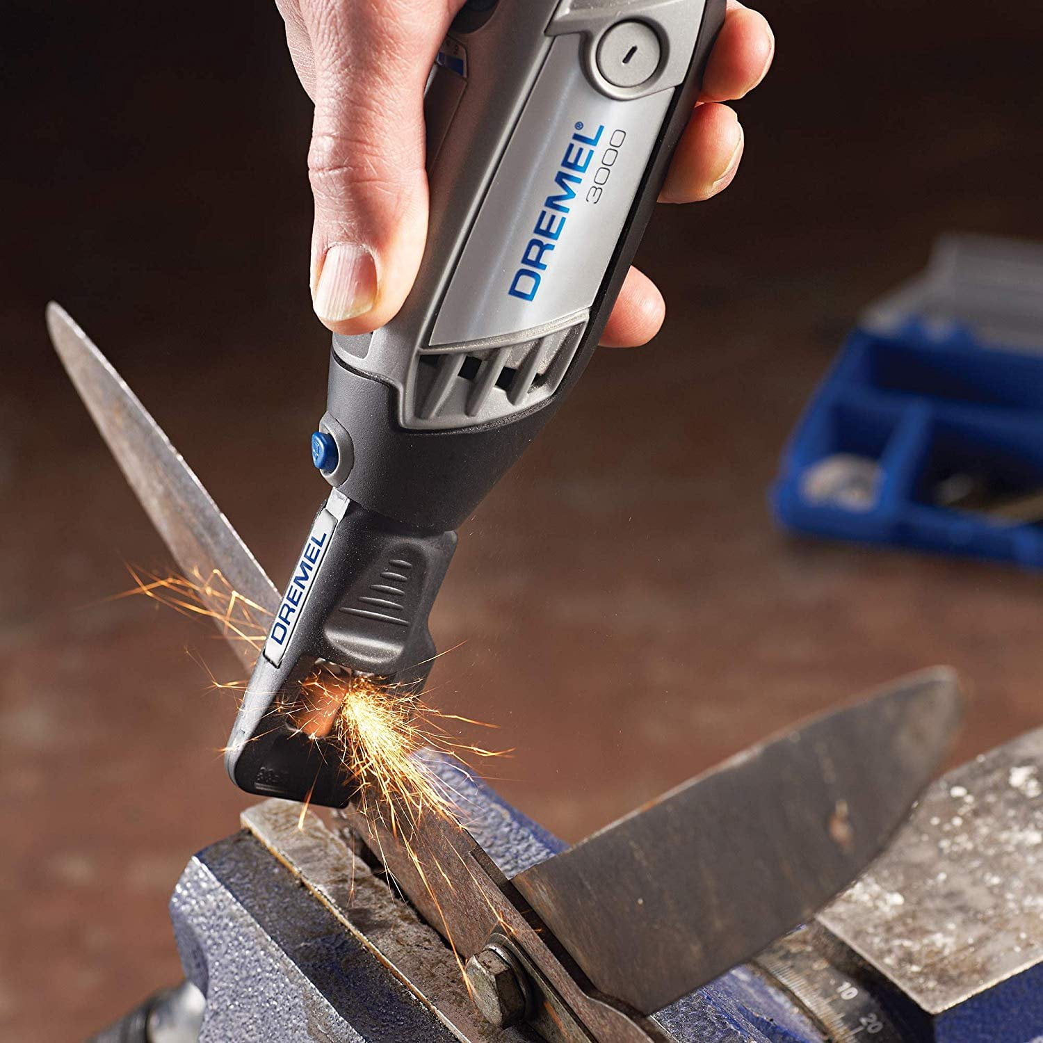 Dremel A679-02 Sharpening Attachment Kit for Sharpening Outdoor Gardening Tools Medium and Home DIY Projects Chainsaws Dremel A679-02 Sharpening Attachment Kit for Sharpening Outdoor Gardening Tools Medium and Home DIY Projects Chainsaws