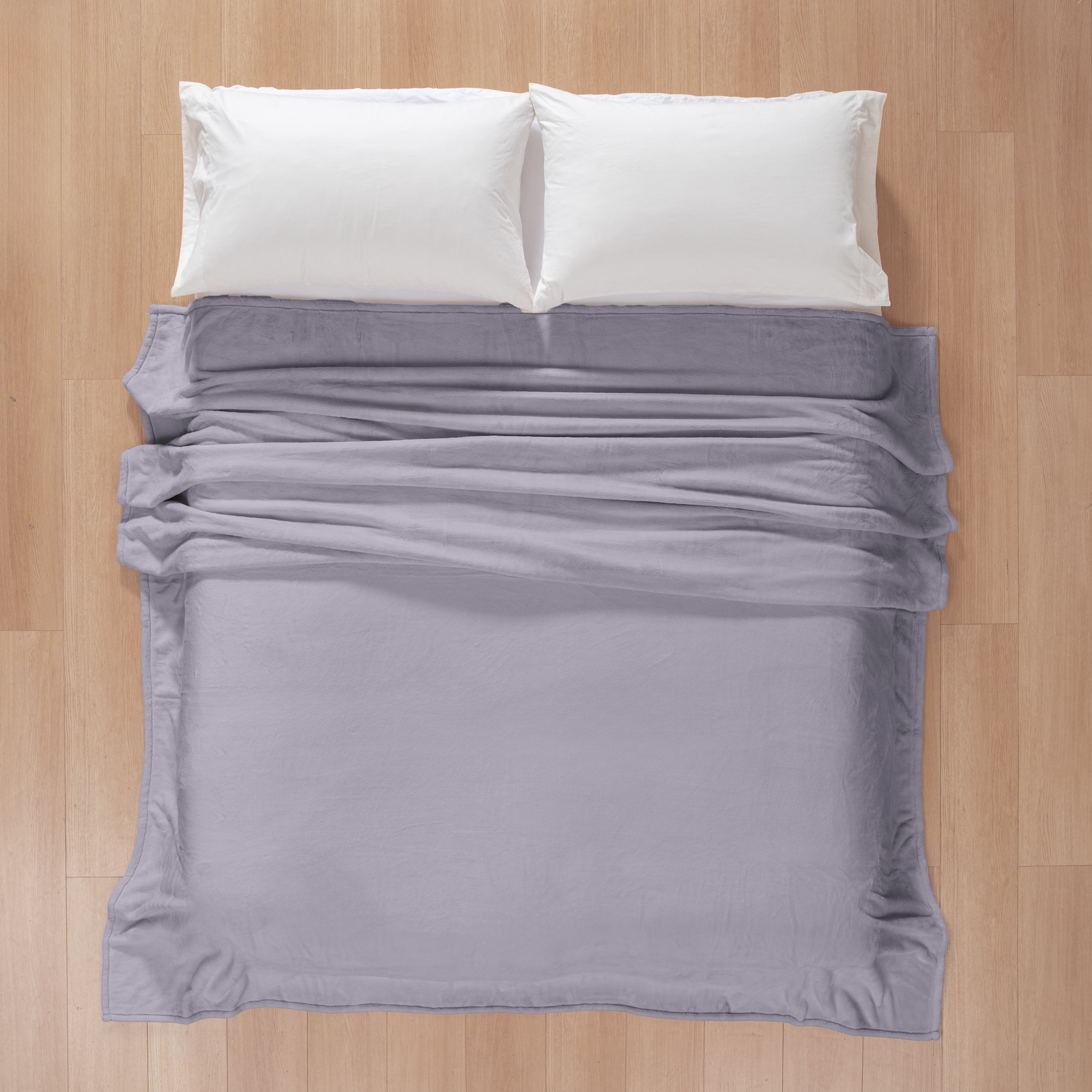 Hotel Style ™ Solid Oversized Soft Bed Blanket, Dark Gravel