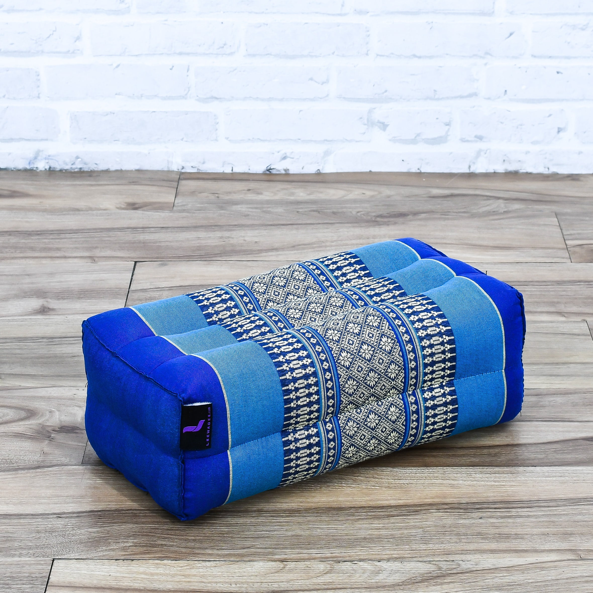 Leewadee Yoga Block - Floor Cushion for Yoga Practice, Meditation Seat Cushion for Workouts Filled with Kapok, 14 x 7 x 4.5″, Blue