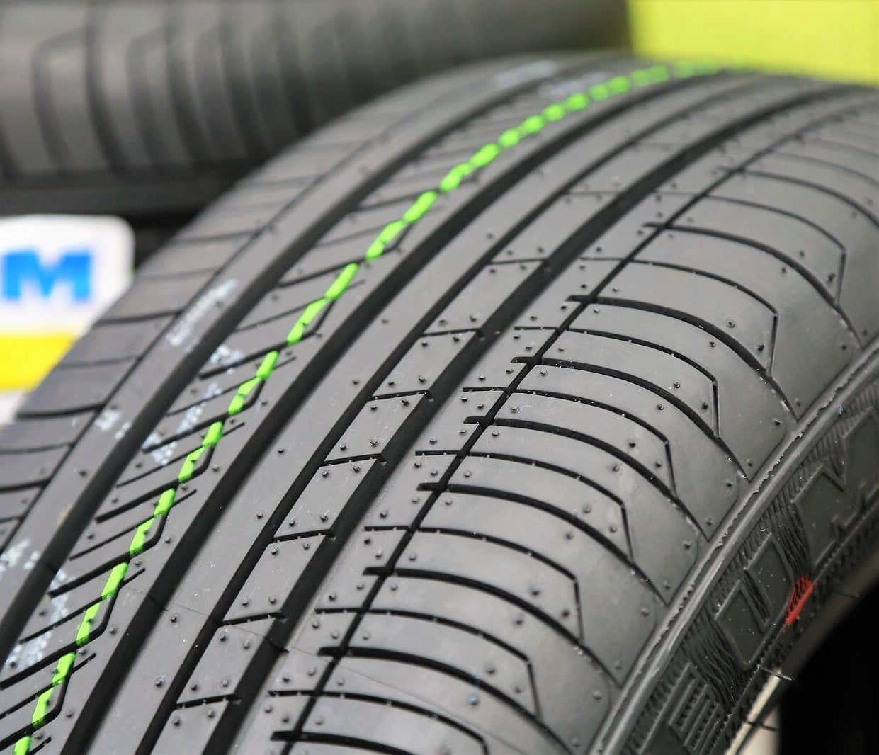 Set of 4 (FOUR) Forceum Ecosa 175/70R13 82H A/S All Season Tires