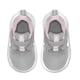 thumbnail image 3 of Tenis Nike Revolution 5 para Niñas Pequeñas BQ5673-021 gris 14 Nike BQ5673-021 REVOLUTION 5, 3 of 4