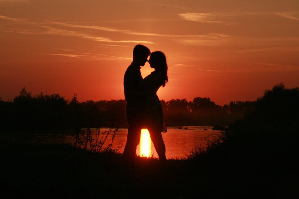 Romance Sun Sunset Couple Shadow Love Water-12 Inch By 18 Inch