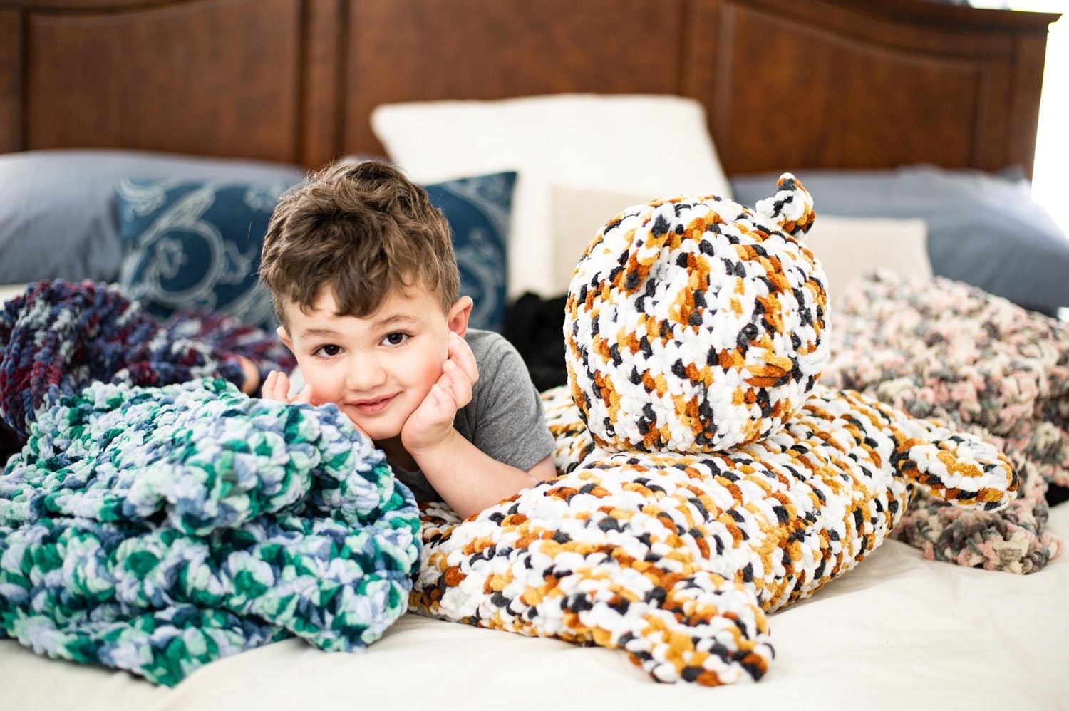 Lion Brand Cover Story™ Yarn Mercury, #6 Super Bulky Yarn, 1000g/500m 1 CT, #6 Super Bulky Yarn 1000g/500m 1 CT