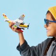 thumbnail image 3 of LEGO City L’avion postal 60250, Ensemble de construction (74 pièces), 3 of 6