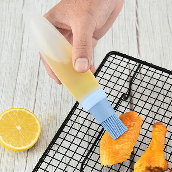 Silicone Oil Bottle Brush with Lid & Hanging Hole, Barbecue/Baking Basting Brushes, High Temperature Silicone Oil Bottle Brush, Kitchen Accessories for Cooking and Roasting(Light Blue)