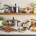 thumbnail image 3 of Juego de Batería de Cocina Farberware Classic en Acero Inoxidable de 10 Piezas, 3 of 9