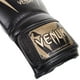 thumbnail image 3 of Guantes de Boxeo Venum Giant 3.0 Cuero Napa 12 oz, 3 of 4