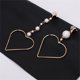 thumbnail image 4 of Pendientes asimétricos de aleación en forma de corazón para mujer con decoración de perlas de imitación, regalo de joyería, 4 of 5