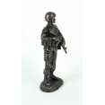 thumbnail image 3 of Soldat Militaire Vétéran Prêt à la Bataille Hommage / Statue Commémorative de 10 Pouces de Hauteur, 3 of 4