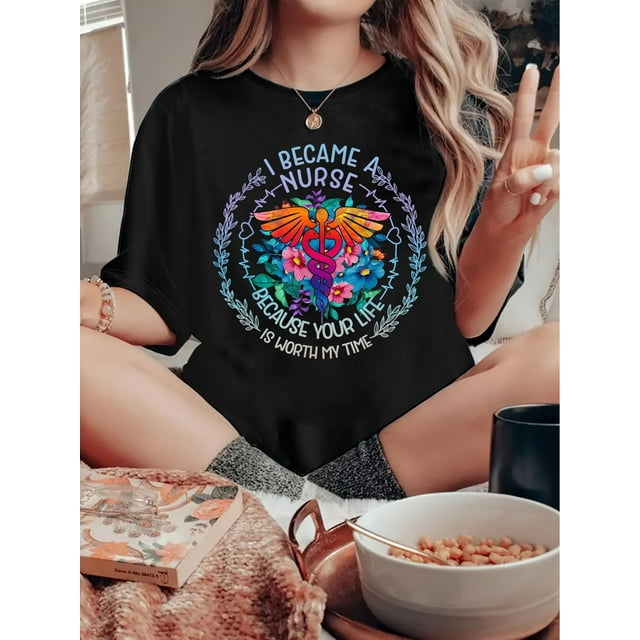 Women'S T-shirt, 'I-Became-A-Nurse - Wreath Wings' Print, Retro Minimalist Fashion, Round Neck, Casual And Comfortable, Sporty Short-sleeved T-shirt