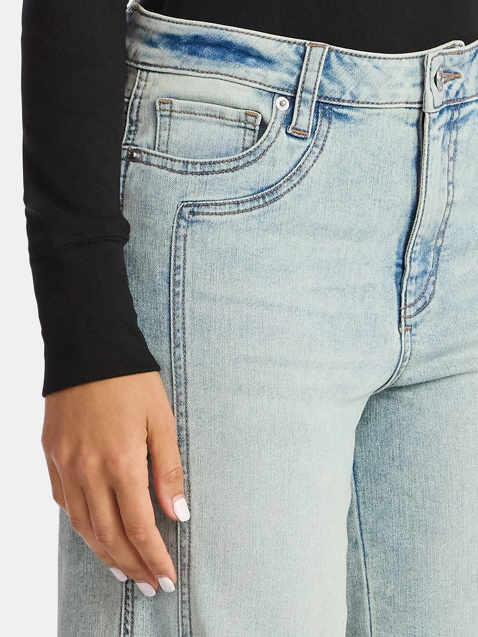 Time and Tru Women's High Rise Wide Leg Cropped Jeans with Side Seam Details, 27" Inseam, Sizes 0-20