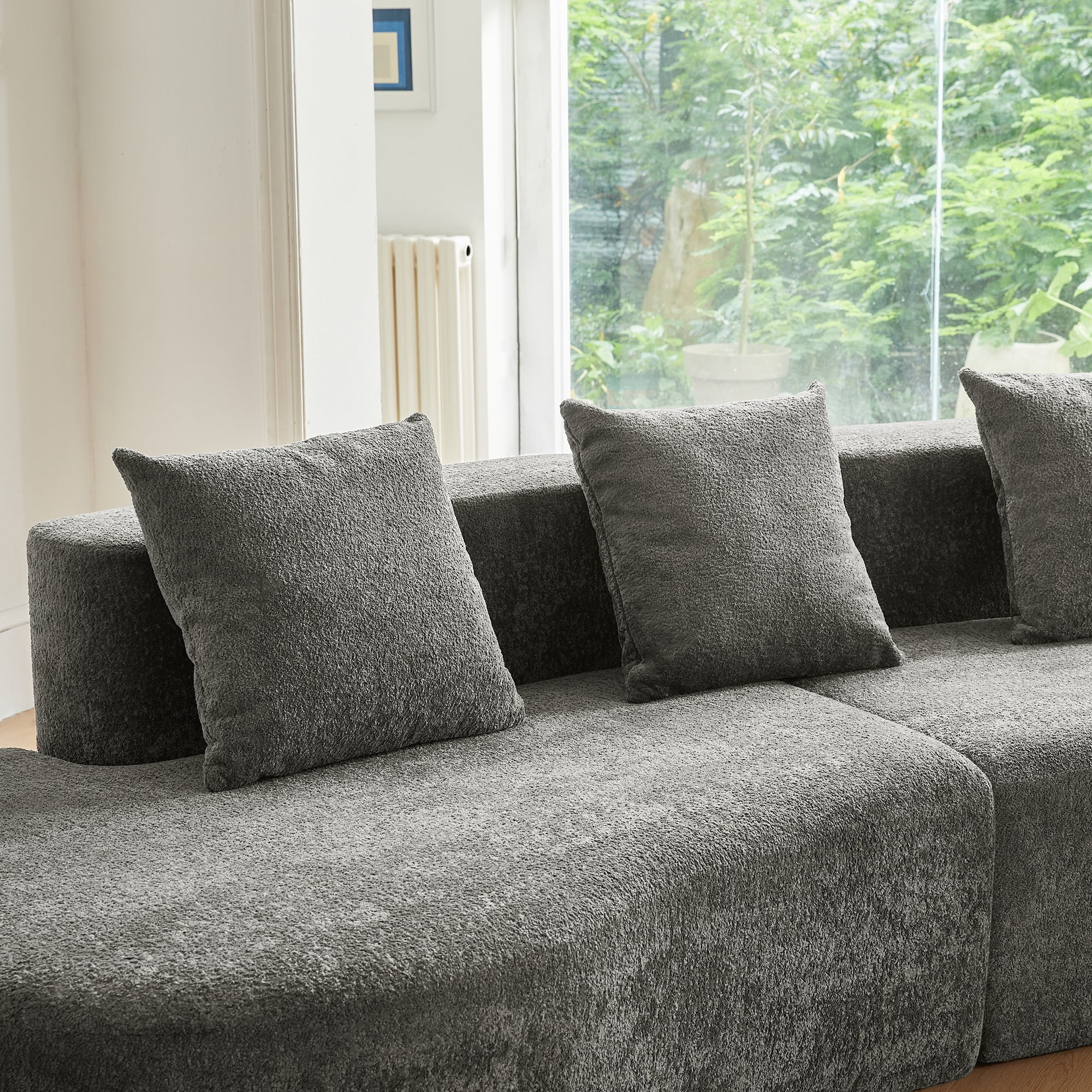 Gewnee 109" Modern Curved Sofa, Velvet Fabric 4 Seater Curved Shaped Sectional Couch for Living Room, Bedroom, Office.Gray