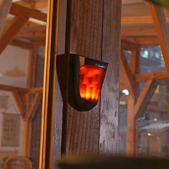 2Pcs LED Flame Lamps Flickering IP64 Waterproof Yard Street Soledad luces de pared al aire libre