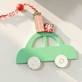 thumbnail image 5 of Fiudx Colgante Navideño de Madera, Decoración Navideña Única, Adorno Colgante Versátil, Multiusos, Ideal para Espejo Retrovisor de Coche o Árbol, Regalo Ideal para La Familia, Tamaño 9 X 8,5 Cm., 5 of 5