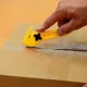 thumbnail image 2 of Cutter Pato Estilete Seguridad Corte Navaja Oculta Tornillo, 2 of 5