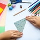 thumbnail image 2 of 28 piezas de papel de origami con purpurina iridiscente, cuadrado, brillante, plegable, de colores, para manualidades y proyectos, 2 of 7