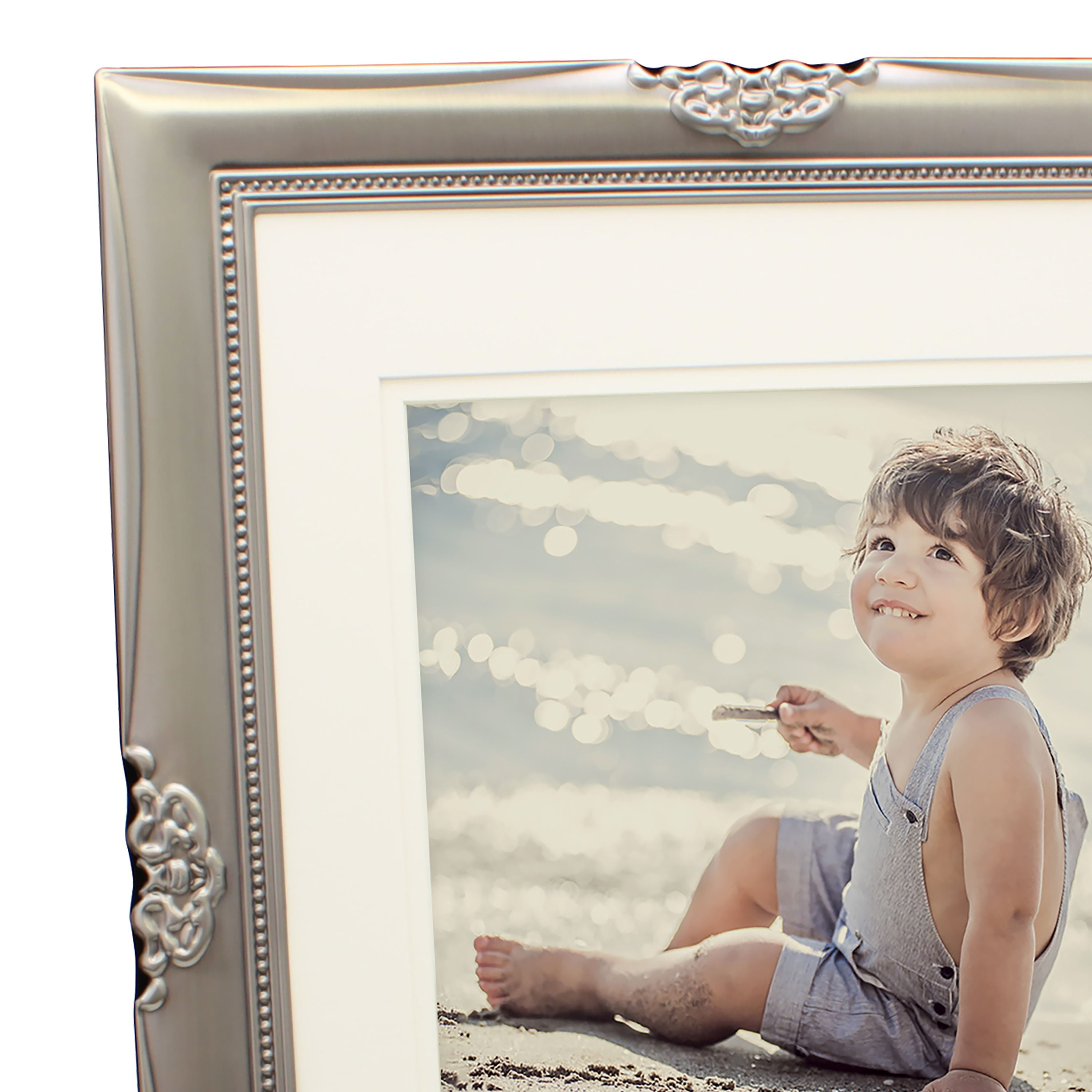 Mainstays 11" x 14" Rectangle Metal Tabletop Picture Frame, Pewter