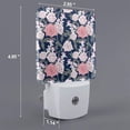 thumbnail image 2 of Balery Rose Flowers Luz Nocturna LED con Sensor Automático, Enchufe con Sensor Crepuscular, Luz Suave de 0.5W para Dormitorio, Pasillo, Baño-US, 2 of 7