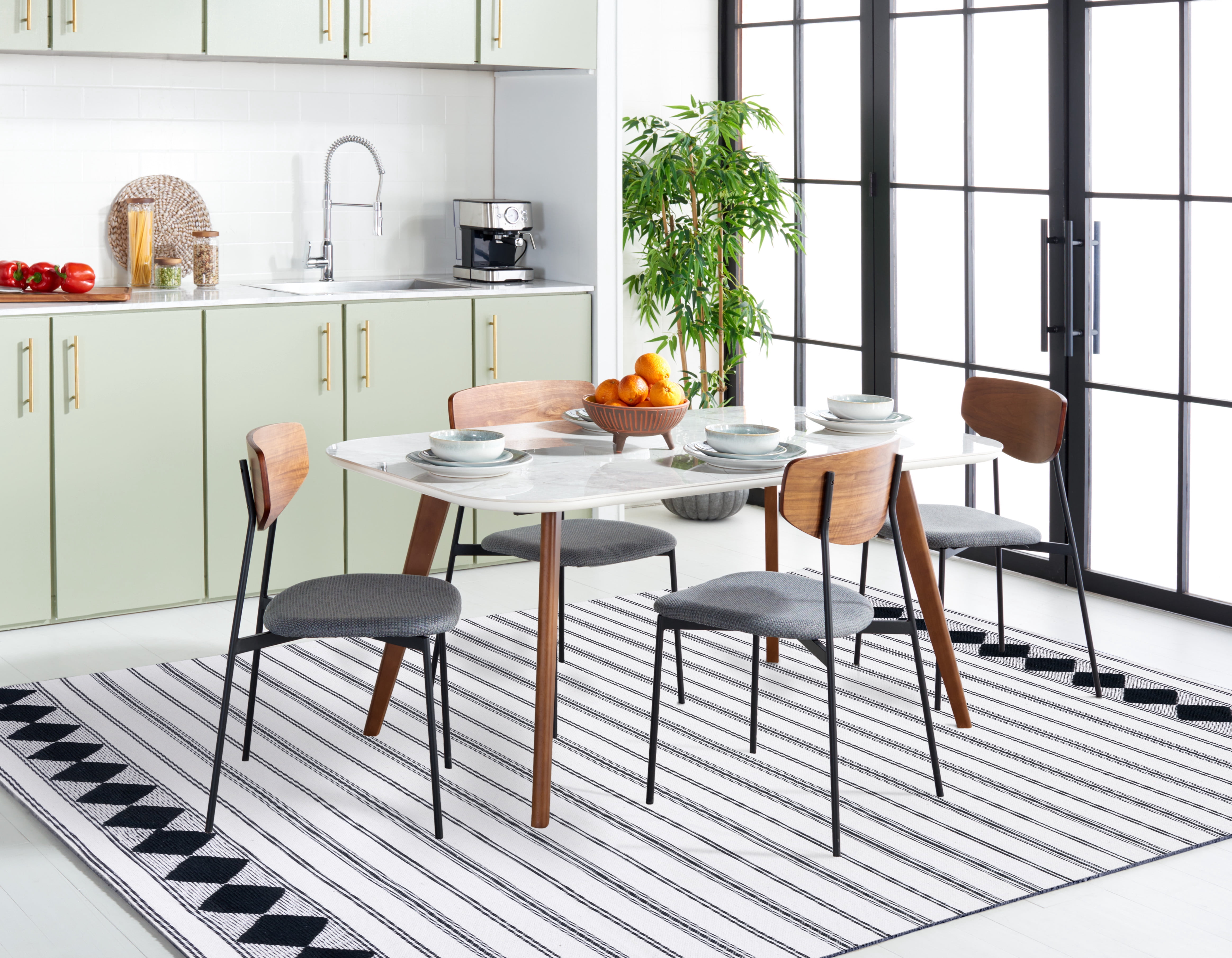 SAFAVIEH Montauk Foliage Striped Cotton Area Rug, Black/Ivory, 6' x 9'