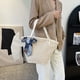 thumbnail image 5 of Bolso de mano de paja con lazo de playa Bolso tote de hombro tejido con pañuelo de seda (Beige) Tmvgtek Oficina Multiescena Multifunción, 5 of 9