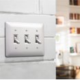 thumbnail image 2 of Tapa para placa de pared TayMac 4440W pintable para triple interruptor, 2 of 7