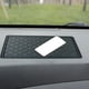 thumbnail image 5 of Alfombrilla de almacenamiento para salpicadero de coche | Almohadilla de cuero antideslizante para teléfono y navegador | Porta perfumes multifunción y organizador | Ajuste universal para todos los, 5 of 6
