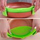 thumbnail image 1 of Juego de 4, colador a presión y salvamanteles de silicona plegable antideslizante, boquilla de vertido resistente al calor con clip findTop y salvamanteles de silicona con diseño de cruz plegable, 1 of 2