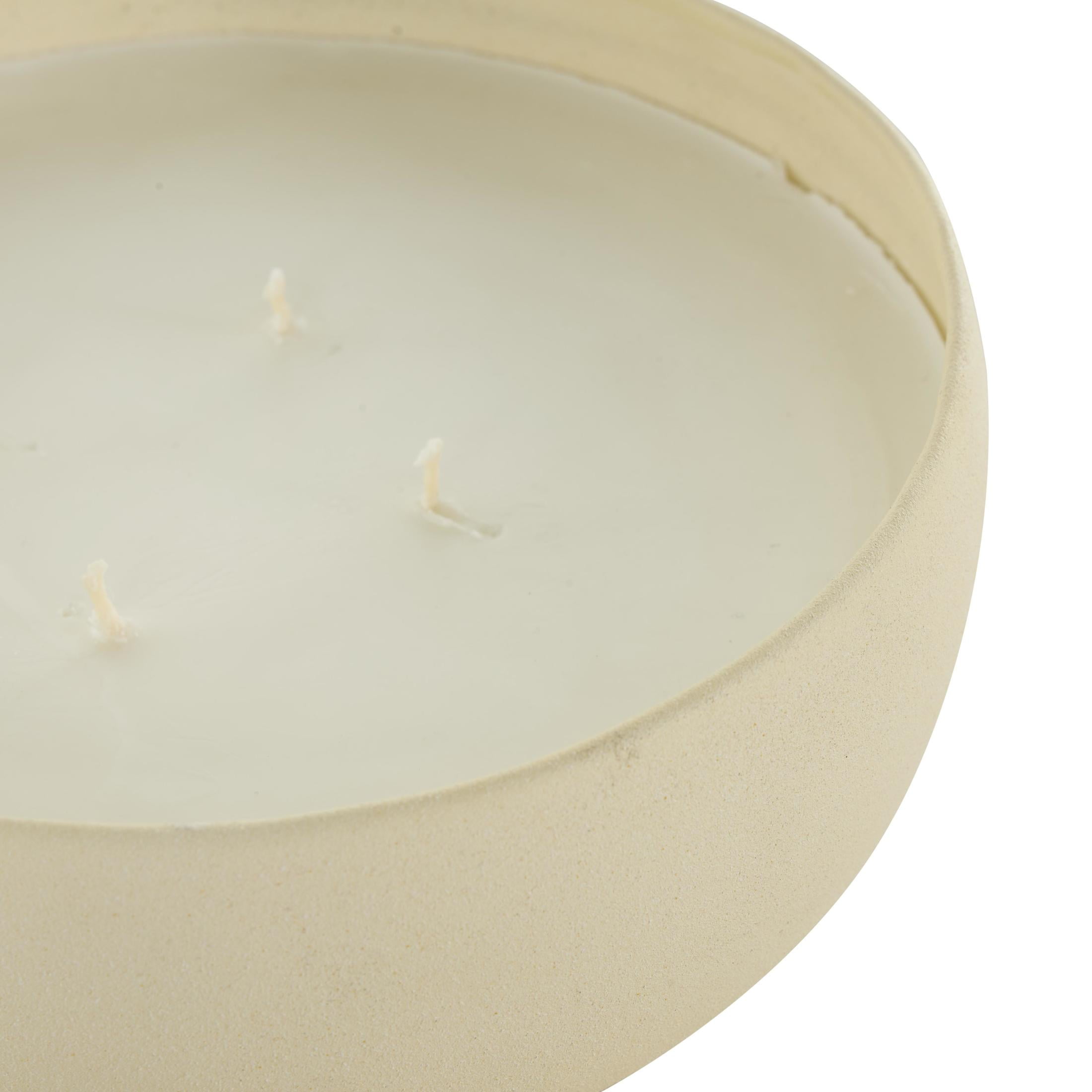 DecMode Cream Metal Floral Paradise Scented Textured 34oz 4 Wick Candle with White Wax